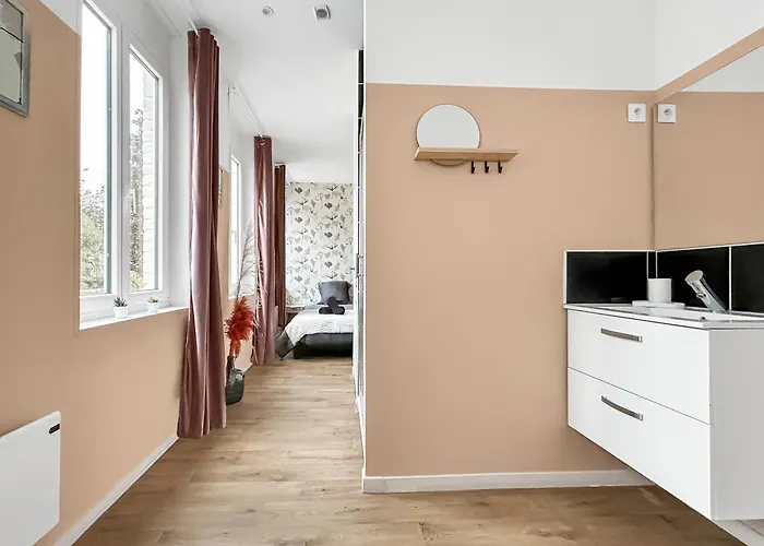 Fibre Rapide Cosy Rénové Queen Size Proche Lille Appartement